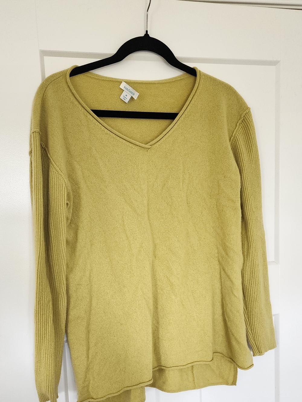 Sundance V-Neck Cashmere Sweater in Chartreuse Yellow/Mustard